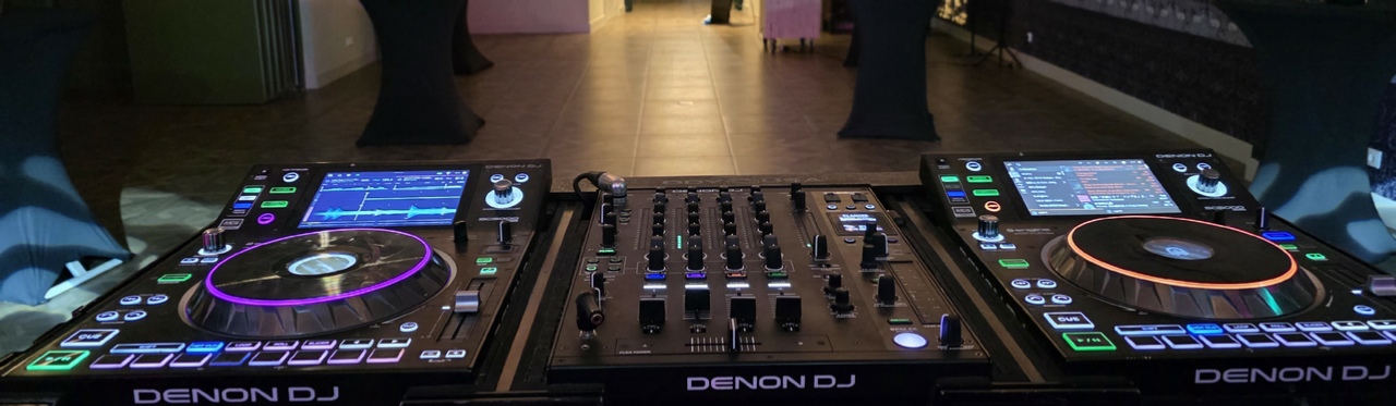 Hoe zoek ik een goede DJ, Two Discjockeys