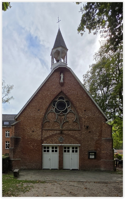 Klooster Nieuwkerk Kapel in Goirle (Two Discjockeys Drive-in Shows)